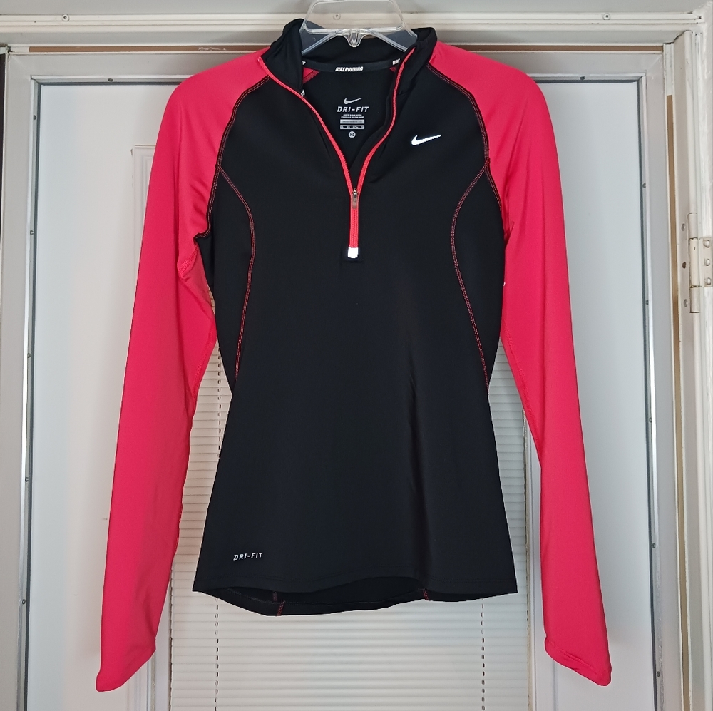 - Nike Dri-Fit Black/Red 1/4 Zip Long Sleeve Top Size XS